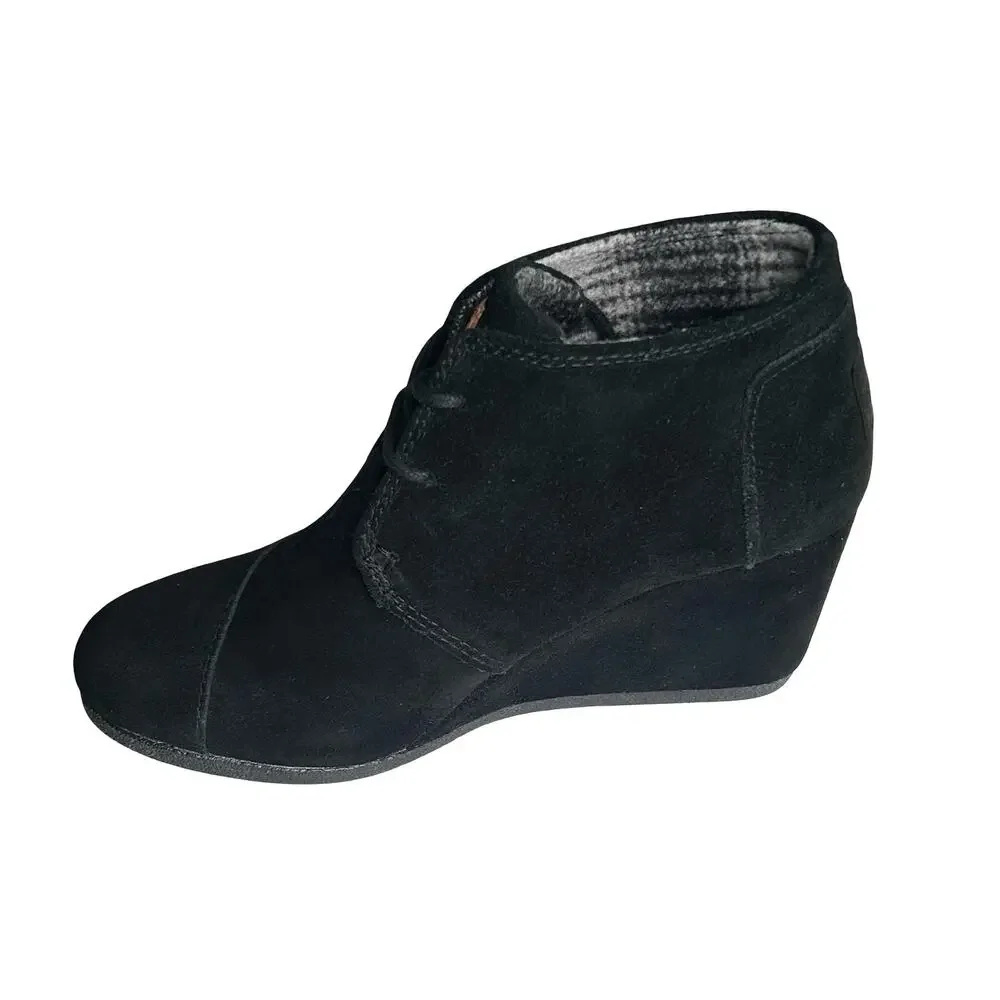 TOMS Girls Kids Desert Wedge Bootie Black Suede 6 Big Kid Youth NWOT